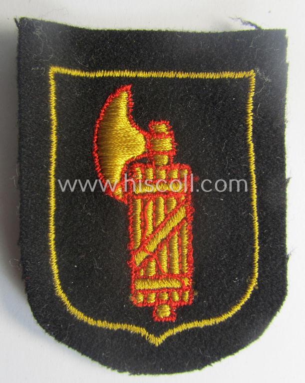 Waffen-SS 'volunteer'-arm-shield as was intended for usage by soldiers of the: '29. Waffen-Grenadier-Division der SS' ('Italienische Nr. 1' or: 'Legione SS Italiana')