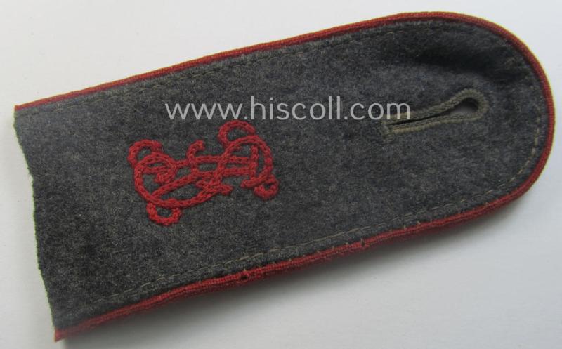Single, WH (Luftwaffe) neatly 'cyphered', EM-type shoulderstrap: 'Soldat der Flak-Artillerie-Trpn. u. Mitglied einer Flak-Artillerieschule'