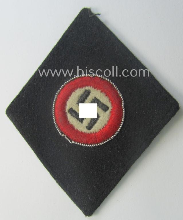 Neatly hand-embroidered, 'N.S.D.A.P.'-related sleeve-diamond (ie.: 'Ärmelraute') showing a: 'Parteiabzeichen' as was specifically worn by (early-period!): 'N.S.D.A.P.-Stabsleiter'