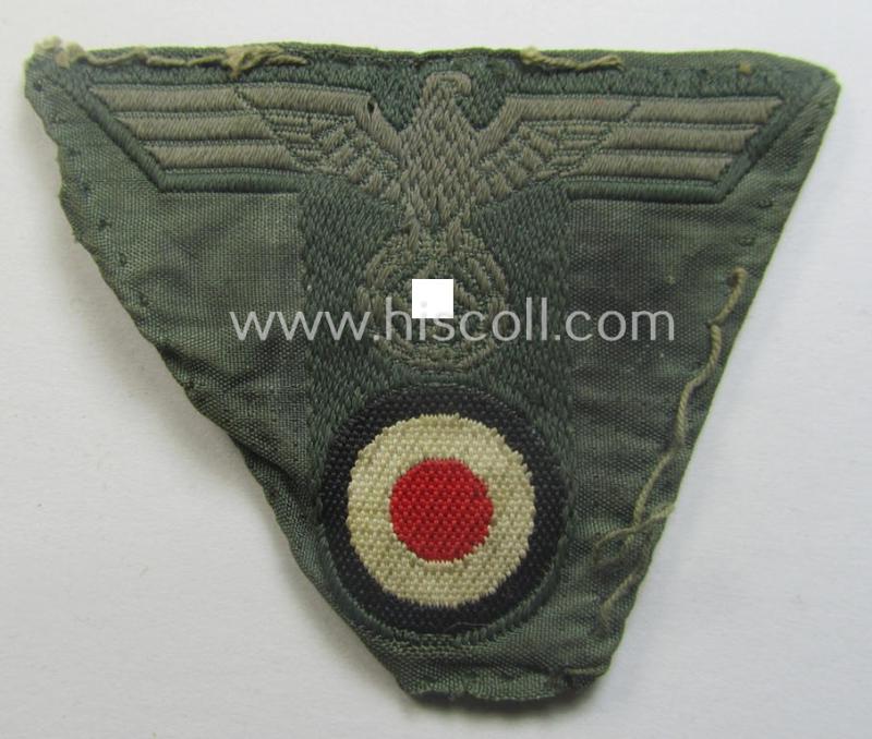 Truly used and/or worn, WH (Heeres) 'T-shaped' M42-model cap-eagle/cocarde as executed in 'BeVo'-weave pattern (being a minimally stained example that comes in a clearly used- ie. once cap-attached, condition)