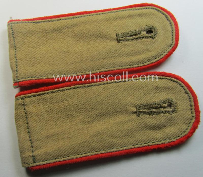 Pair of WH (Luftwaffe) 'tropical-styled', EM-type shoulderstraps: 'Soldat der Flak-Artillerie-Trpn.'