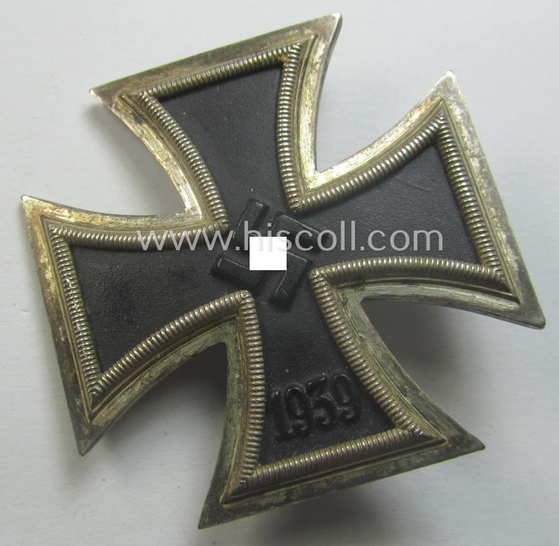 'Eisernes Kreuz 1. Kl.' (or: Iron Cross 1st class) being a (typical) maker- (ie. '4'-) marked example as was produced by the maker (ie. 'Hersteller'): 'Steinhauer & Lück'