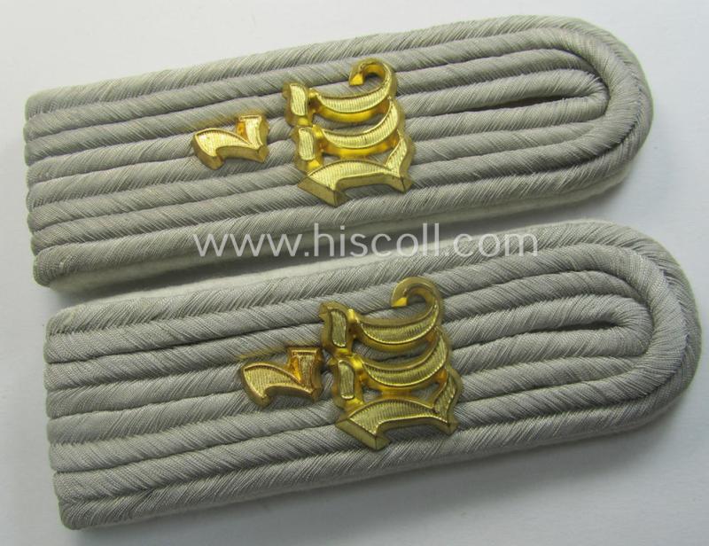 'Virtually mint- ie. unissued' pair of neatly 'cyphered', WH (Heeres) officers'-type shoulderboards: 'Leutnant der Infanterie u. Mitglied des Maschinengewehr-Abtlgs. 7'