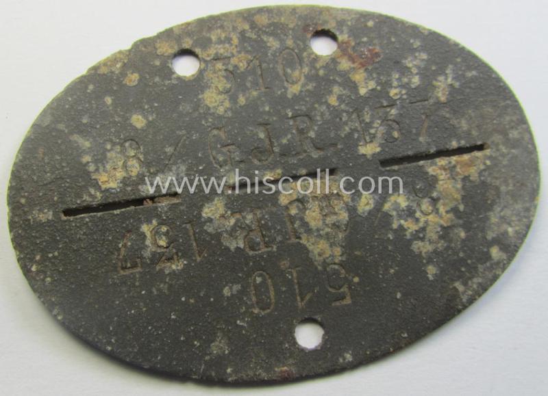 Zinc-based, WH (Heeres-) ie. 'Gebirgsjäger'-related ID-disc (ie. 'Erkennungsmarke') bearing the clearly stamped unit-designation that reads: '8./G.J.R. 137' and that comes as issued and found
