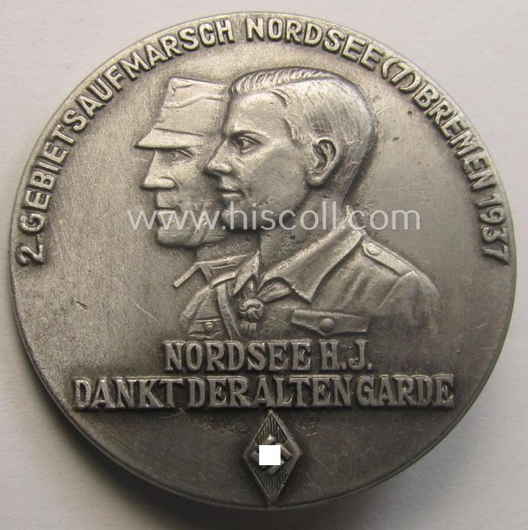 Commemorative, 'HJ'-related 'tinnie' being a maker- (ie. 'W. Jäger'-) marked example depicting the text: '2. Gebietsaufmarsch - Nordsee (7) Bremen - 1937 - Nordsee H.J. Dankt der alten Garde'