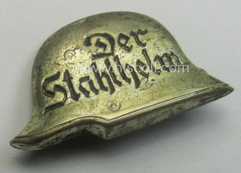 Lapel-pin (ie. 'Zivilabzeichen') denoting membership within: 'Der Stahlhelm' - Bund der Frontsoldaten (Sta)' being a non-maker-marked example that is executed in (tarnished) silvered metal (ie. 'Buntmetall')