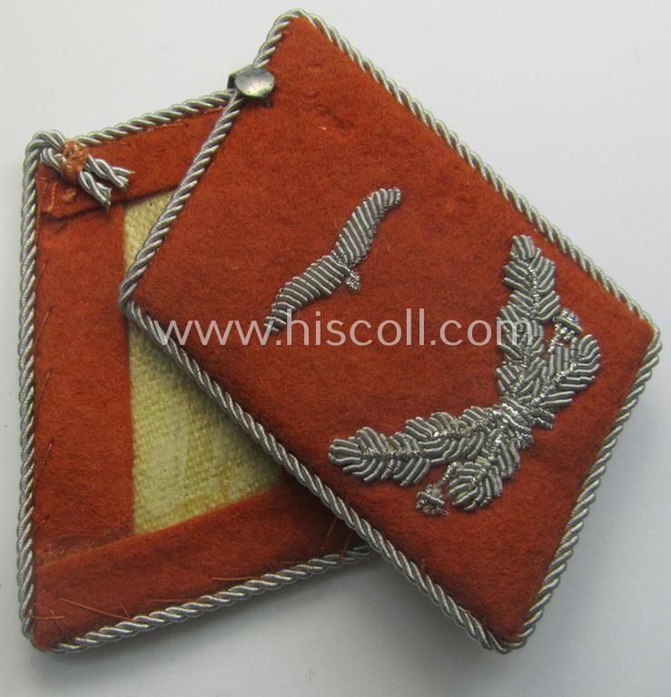 Never used - and fully matching! pair of WH (Luftwaffe) officers'-type collar-patches (ie. 'Kragenspiegel für Offiziere') as executed in brownish- (ie. 'kupferbrauner'-) coloured wool as was intended for usage by a: 'Leutnant der Nachrichten-Trpn.'