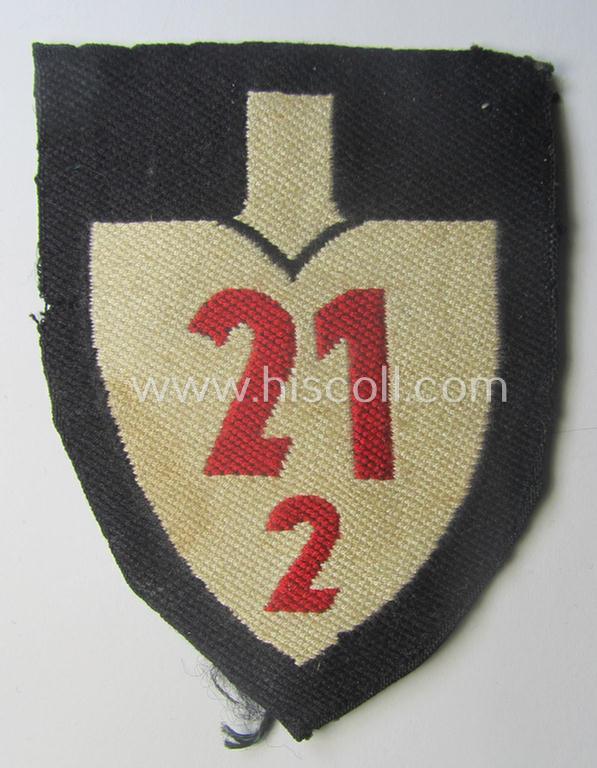'BeVo'-woven enlisted-mens'- (ie. NCOs'-) pattern, so-called: RAD (ie. 'Reichsarbeitsdienst') sleeve-badge (or: 'Dienststellenabzeichen') bearing the specialist- ie. unit-designation: '21/2'