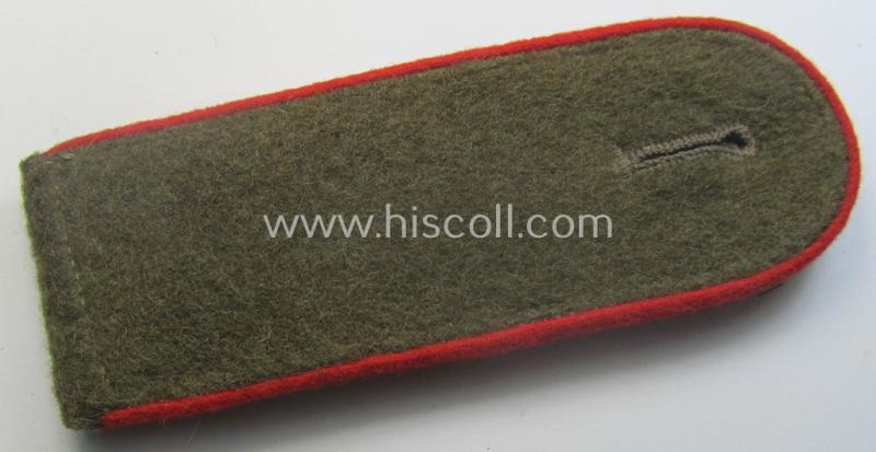 Single - but nevertheless rarely encountered! - early-pattern, WH (Heeres) 'tropical' ie. truly 'DAK'-related, enlisted-mens'-type shoulderstrap, as was intended for a: 'Soldat der Artillerie-Trpn.'