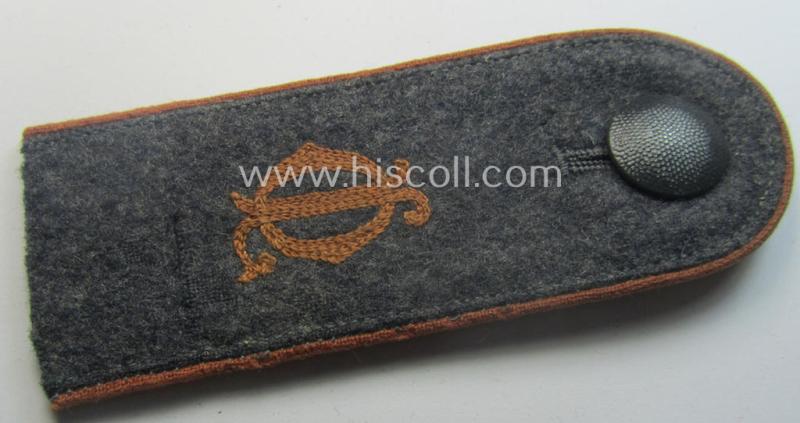 Single, WH (Luftwaffe) 'cyphered' EM-type shoulderstrap: 'Soldat der Luftnachrichten-Abtlgs. des Oberbefehlshabers der LW'