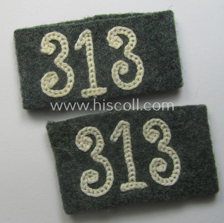 Pair of WH (Heeres) 'Infanterie'-related, 'Schulterstück-Überschuben': 'Soldat des Infanterie-Rgts. 313'