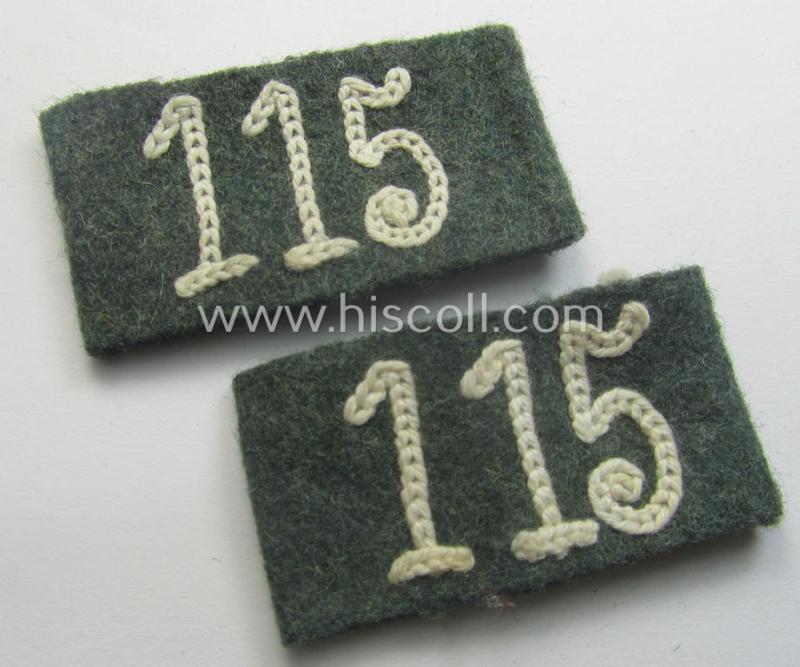 Pair of WH (Heeres) 'Infanterie'-related, 'Schulterstück-Überschuben': 'Soldat des Infanterie-Rgts. 115'