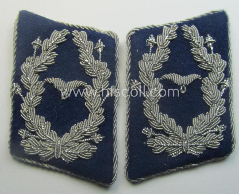 Pair of WH (Luftwaffe) officers'-type collar-patches (ie. 'Kragenspiegel für Offiziere') as executed in darker-blue-coloured wool as was intended for usage by a: 'Major o. Arzt der der Sanitäts-Trpn.'