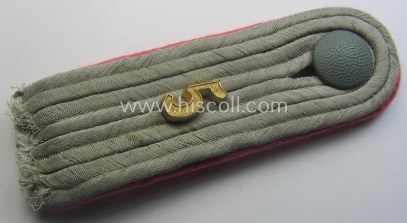 Single, WH (Heeres) neatly 'cyphered', officers'-type shoulderboard as was piped in the bright-pink branchcolour as was intended for a: 'Leutnant des Panzer-Rgts. 5'