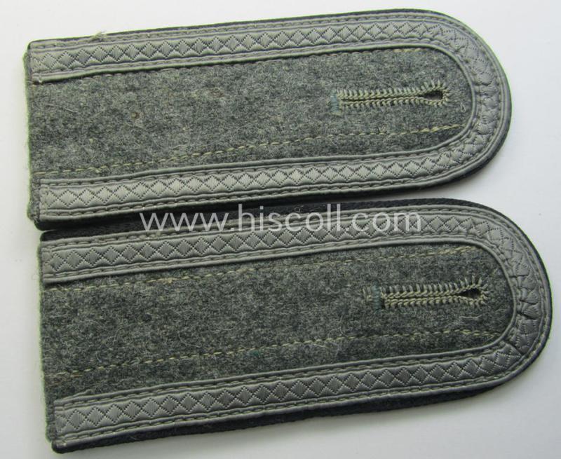 Typical later-war-period - and fully matching! - pair of so-called: 'M44'-pattern, simplified WH (Heeres) NCO-type shoulderstraps: 'Unteroffizier der Pionier-Trpn.'