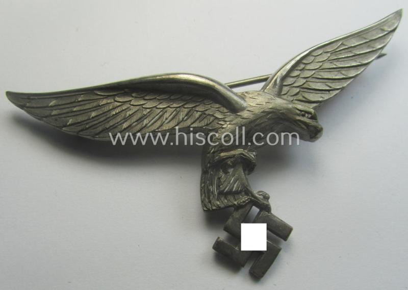 Early-period WH (Luftwaffe) 'Buntmetall'-based breast-eagle ('down-tailed'-pattern)