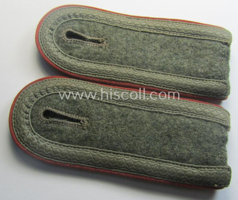 Pair of WH (Heeres) early- (ie. mid-) war-period- (ie. 'M40'- ie. 'M43'-pattern), 'standard-issued' NCO-type shoulderstraps as was intended for an: 'Unterwachtmeister eines (Sturm)Art.-Abts. o. Rgts.'