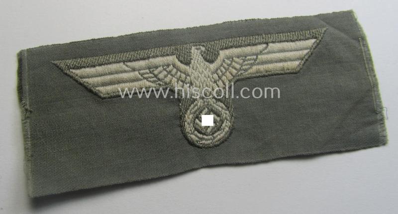 WH (Heeres) white-coloured side-cap-eagle (ie. 'Schiffchenadler für Manns. u. Uffz.')