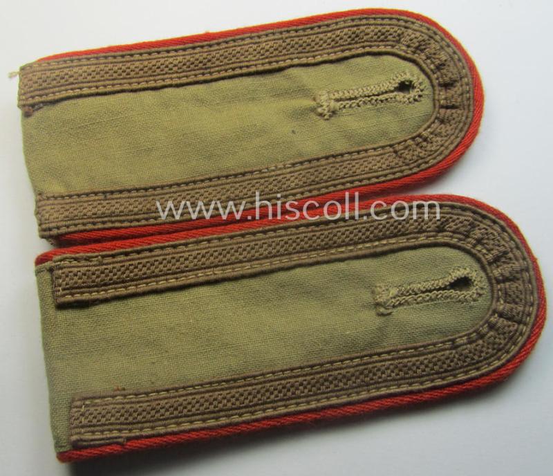 Pair of WH (Luftwaffe) 'tropical-styled', NCO-type shoulderstraps (as was specifically intended for usage onto the tropical-shirts ie. tunics) as was intended for an: 'Uffz. o. Unterwachtmeister der Flak-Art.-Trpn.'