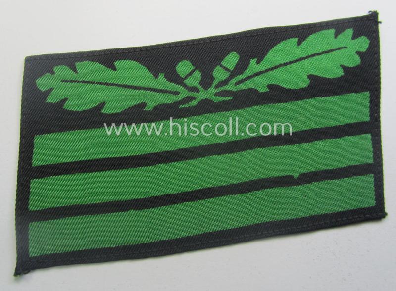 Single - and clearly tunic-removed! - officers'-pattern, WH (Heeres o. Waffen-SS) rank-insignia-bar (for usage on the camouflaged-uniforms) as used by an officer holding the rank of: 'Hauptmann' (ie.: 'SS Hauptsturmführer')