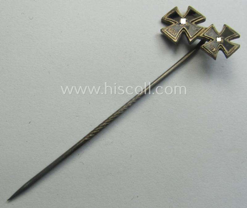 Detailed, 9-mm.-sized 'award'-lapel-pin' depicting respectively an 'EK I. Klasse' and a: 'EK II. Klasse' (being an unmarked and unusually enamelled example)