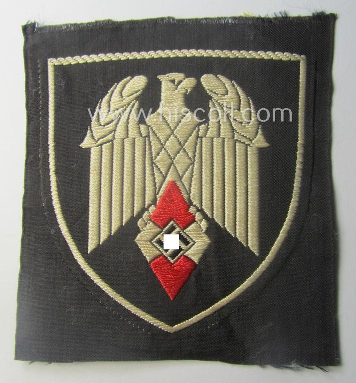 HJ (ie. Hitlerjugend) 'Ärmelabzeichen für Fahnenträger' as executed in 'BeVo'-weave-pattern