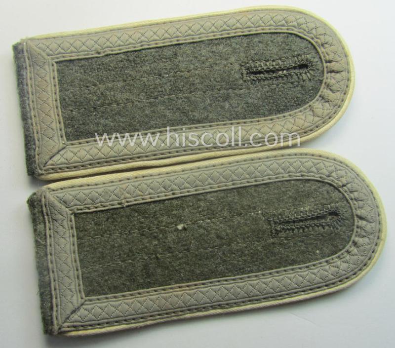 Pair of typical later-war-period- (ie. 'M44'-pattern) WH (Heeres) NCO-type shoulderstraps as was intended for usage by an: 'Unterfeldwebel eines Infanterie-Rgts.'