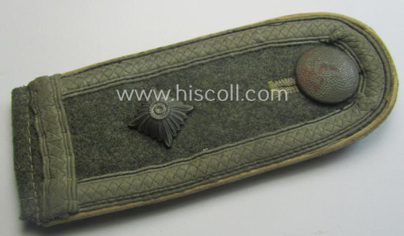 Single, WH (Heeres) NCO-type (ie. 'M40'- ie. 'M43'-pattern) shoulderstrap having the white-coloured branchcolour as was intended for - and clearly worn by! - a: 'Feldwebel der Infanterie-Trpn.'