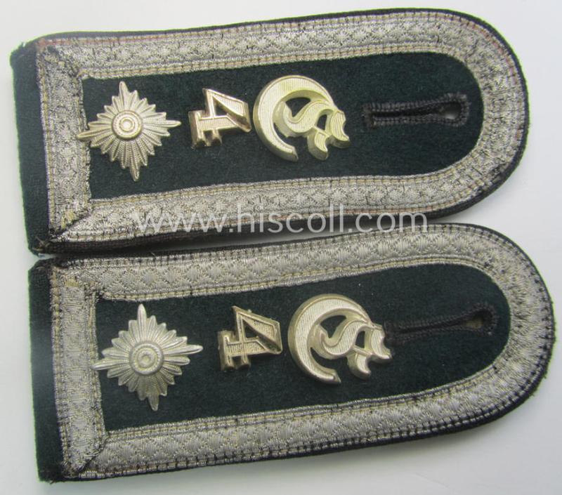 Pair of early- (ie. pre-) war-period WH (Heeres), 'M36'- (ie. 'M40-) pattern (rounded-style) 'cyphered' NCO-type shoulderstraps as was intended for a: 'Feldwebel u. Mitglied des Eisenbahn-Pionier-Ersatz-Bataillon 4'