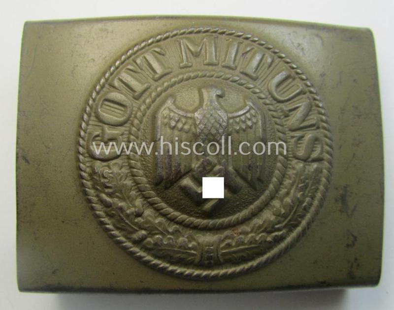 Early- (ie. mid-) war-period, WH (Heeres) (tropical?) field-grey-coloured- and/or steel-based belt-buckle being a non-maker-marked example that comes in a moderately worn- (ie. fully untouched-), condition