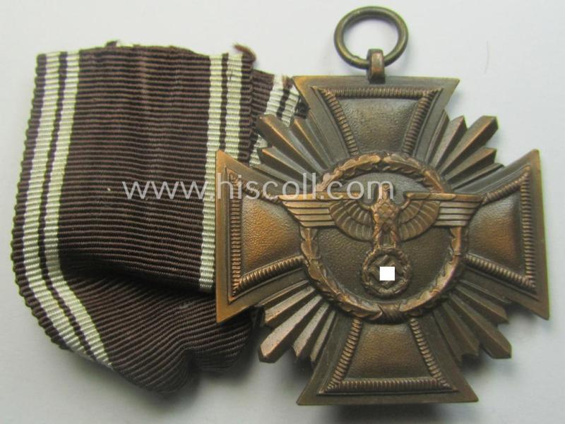 'N.S.D.A.P. Dienstauszeichnung in Bronze' (ie. '3. Stufe für 10 Jahre t. Dienste') being a clearly maker- (ie. '14'-) marked- (and typical 'light-weight'!) example as was produced by the maker (ie. 'Hersteller') named: 'L.Chr. Lauer'