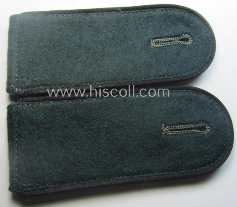 Pair of WH (Heeres) - I deem - early- (ie. mid-) war-period- (ie. 'M40'-pattern) EM-type shoulderstraps: 'Soldat einer Pionier-Abtlgs.'