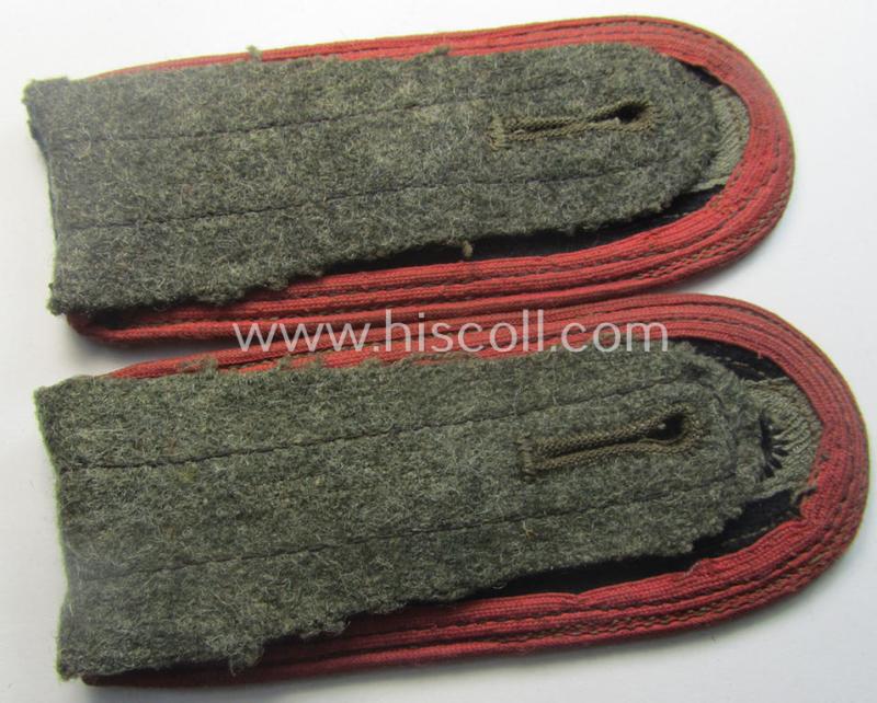 Fully matching, WH (Heeres) later-war period- (ie. 'simplified'- ie. 'M44'-pattern-) NCO-type shoulderstrap-pair (as was specifically intended to be used on the black-coloured, 'wrap-around'-styled Panzer-tunics: 'Feldwebel der Panzer-Trpn.'