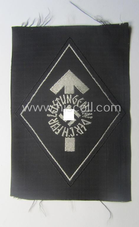 HJ- (ie. 'Hitlerjugend') 'Leistungsabzeichen in Silber in Stoff' that retains its 'RzM'-etiket