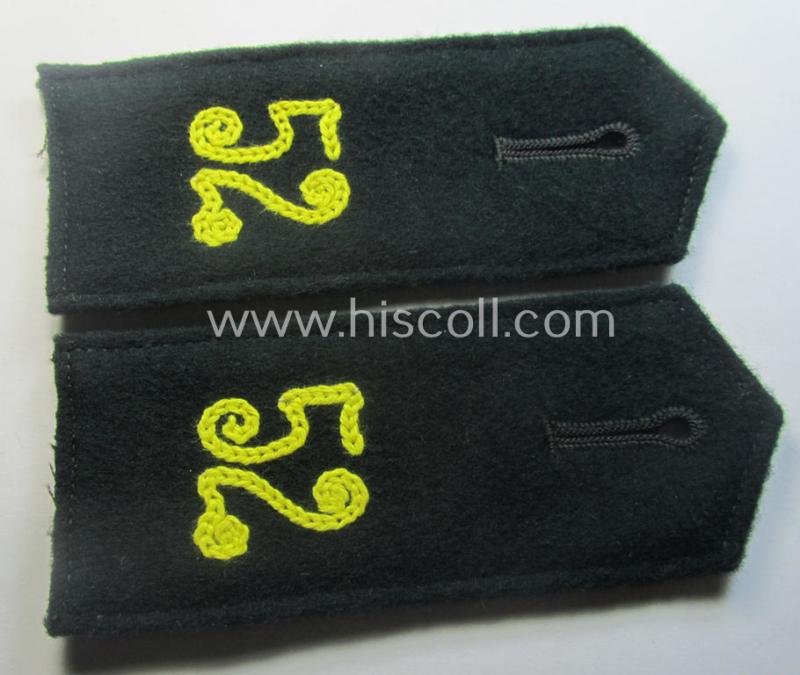 Carefully 'cut-off' pair of WH (Heeres), 'cyphered' EM-type shoulderstraps: 'Soldat des Nachr.-Abtgs. 52'