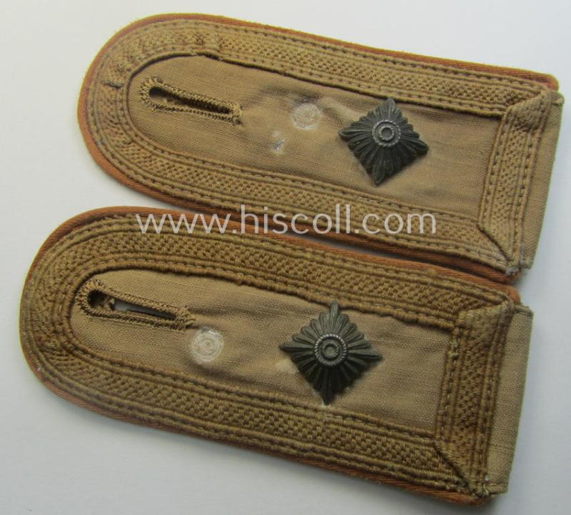 Pair of - truly used- and/or worn! - WH (Luftwaffe) 'tropical-styled' NCO-type shoulderstraps (as was specifically for usage on the tropical-shirts ie. tunics) as was intended for usage by a: 'Feldwebel der Nachrichten-Trpn.'