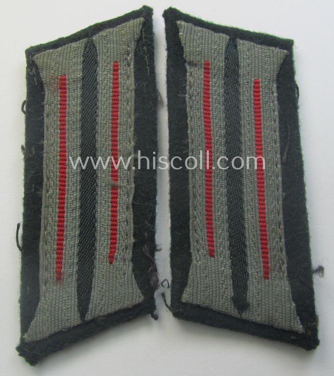 Fully matching pair of pre- (ie. early-war-) period WH (Heeres) 'M36' (ie. 'M40'-) type collar-patches (ie. 'Einheitskragenspiegel') as piped in bright-red-coloured branchcolour as intended for usage by a: 'Soldat der (Sturm-)Artillerie-Trpn.'