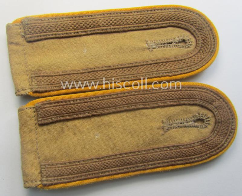 Pair of WH (Luftwaffe) 'tropical-styled' shoulderstraps (as was specifically for usage on the tropical-shirts ie. tunics) as was intended for usage by an: 'Uffz. der Flieger- o. Fallschirmjäger-Trpn.'