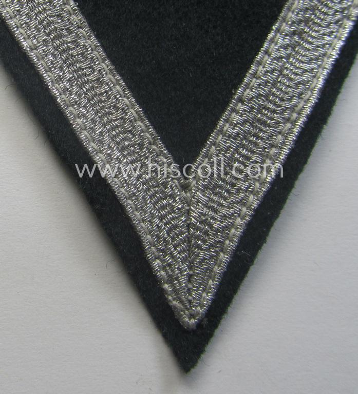 WH (Heeres) 'Armwinkel' (or: arm-chevron) as executed on typical darker-green-coloured wool as was specifically intended for usage by a soldier with the rank of: 'Gefreiter'