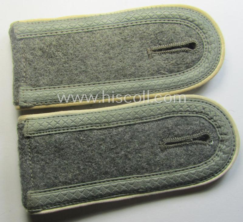 Pair of WH (Heeres), early- (ie. mid-) war-period- (ie. 'M40- o. M43'-) pattern NCO-type shoulderstraps as piped in the white-coloured branchcolour as was intended for an: 'Uffz. eines Infanterie-Rgts.'