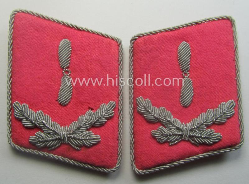Pair of WH (Luftwaffe) collar-tabs (ie. 'Kragenspiegel') as was intended for usage by a: 'Flieger-Ingenieur' (being a rank similar to: 'Leutnant')