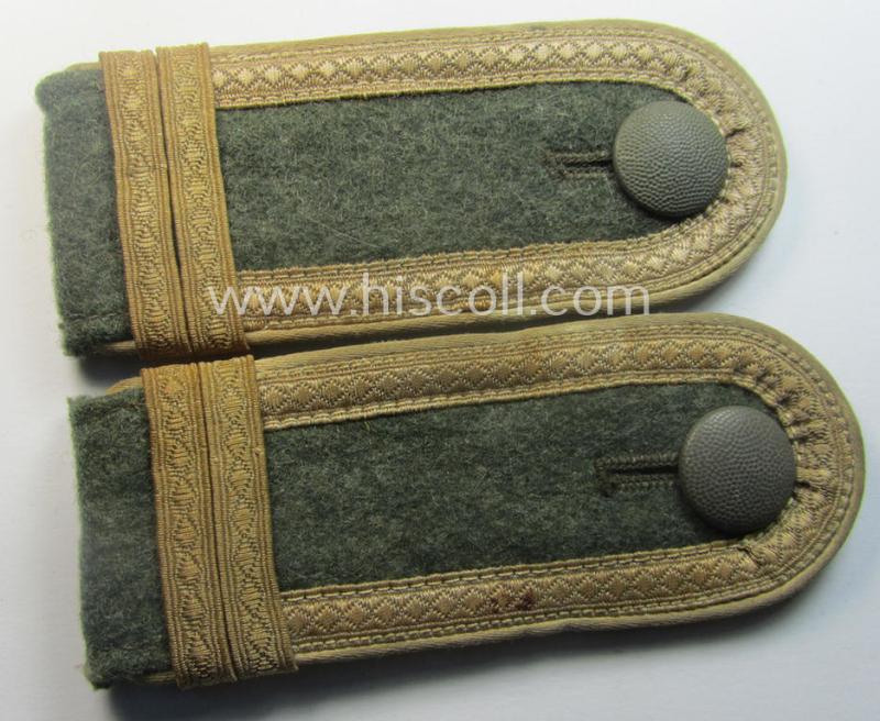 Pair of WH (Heeres) NCO-type (ie. 'M40- o. M43'-pattern) shoulderstraps as was intended for usage by an: 'Unterfeldwebel u. Offiziers-Anwärter eines Infanterie-Rgts.'
