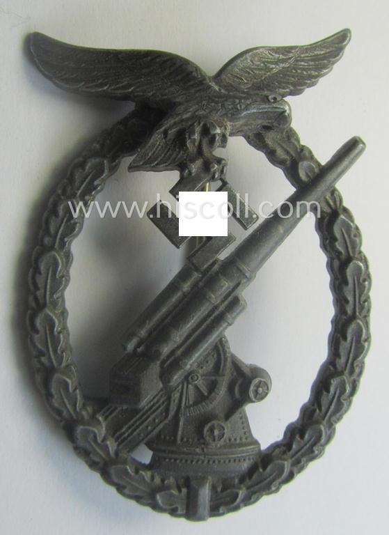 Moderately used, 'Feinzink'-based example of a WH (Luftwaffe) 'Flakkampfabzeichen' being a very detailed albeit non-maker-marked example as was (I deem) produced by the: 'Steinhauer & Lück'-company