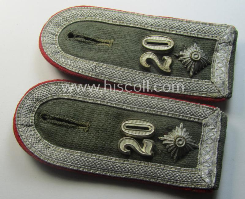 Pair of early-period- (ie. 'Reichswehr'), WH (Heeres) 'cyphered' NCO-type shoulderstraps, as executed in neat 'rib-cord'-like linnen as was specifically intended for a: 'Feldwebel des Artillerie-Rgts. 20'