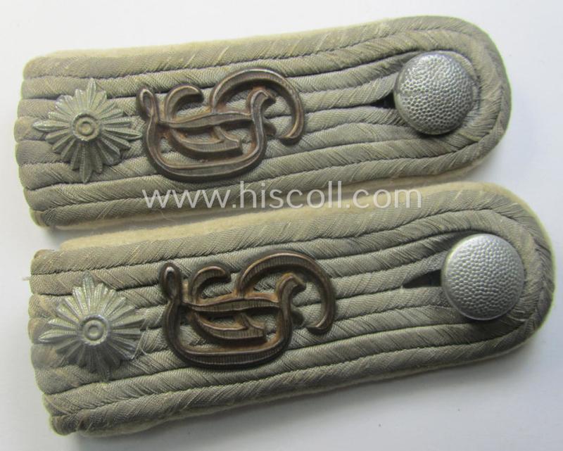 Superb - and fully matching! - pair of WH (Heeres) officers'-type, neatly 'cyphered' shoulderboards as was intended for usage by an: 'Oberleutnant der Infanterie' who served within the famous 'GrossDeutschland'-Div.