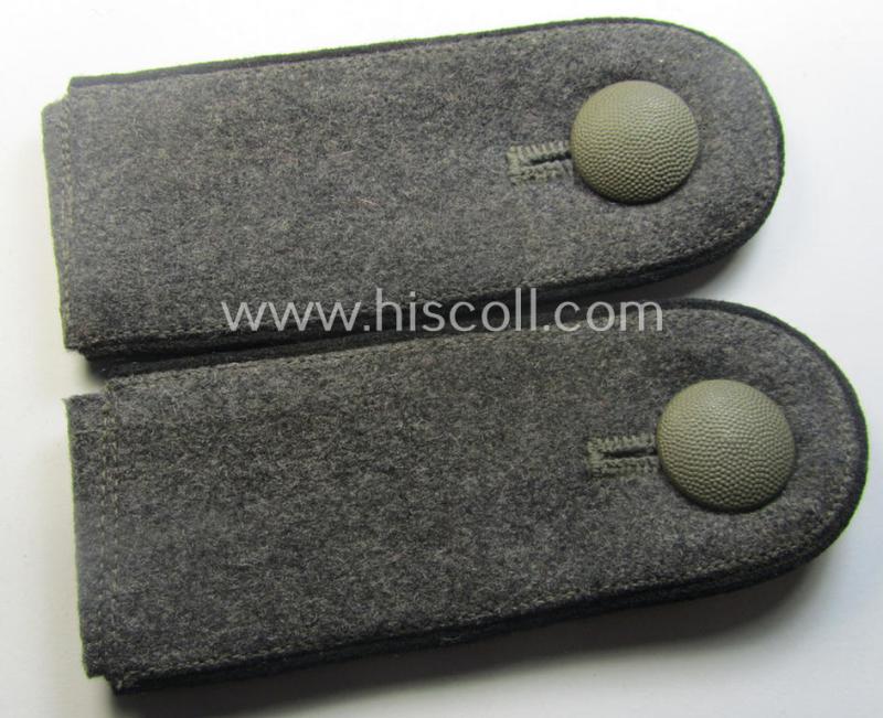 Pair of WH (Luftwaffe) enlisted-mens'-type shoulderstraps as piped in the black-coloured branchcolour as was intended for usage by a soldier who served within a: 'LW-Pioniere o. Bau-Abts. o. Rgts.'