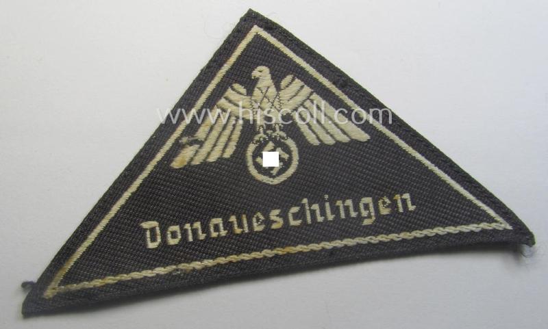 'Deutsches Rotes Kreuz'- (or: 'DRK'-) related, EM- (ie. NCO-) type, triangular-shaped arm-eagle as executed in 'BeVo'-weave pattern entitled: 'Donaueschingen'