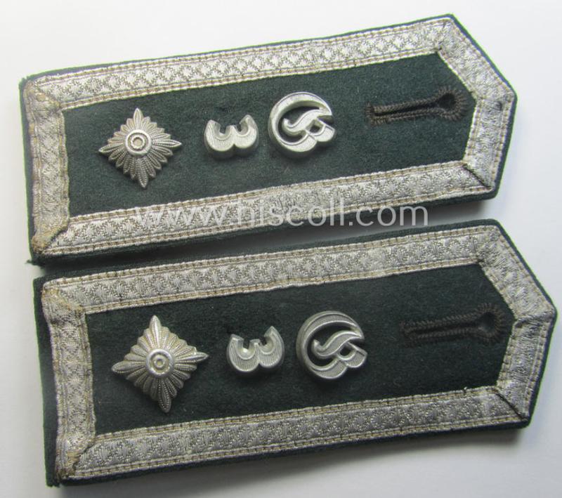 Pair of WH (Heeres) NCO-type (ie. 'M36- o. M40'-pattern- and/or 'pointed-styled'), neatly 'cyphered' shoulderstraps as was intended for usage by a: 'Feldwebel des Infanterie-Ergänzungs-Rgts. 3'