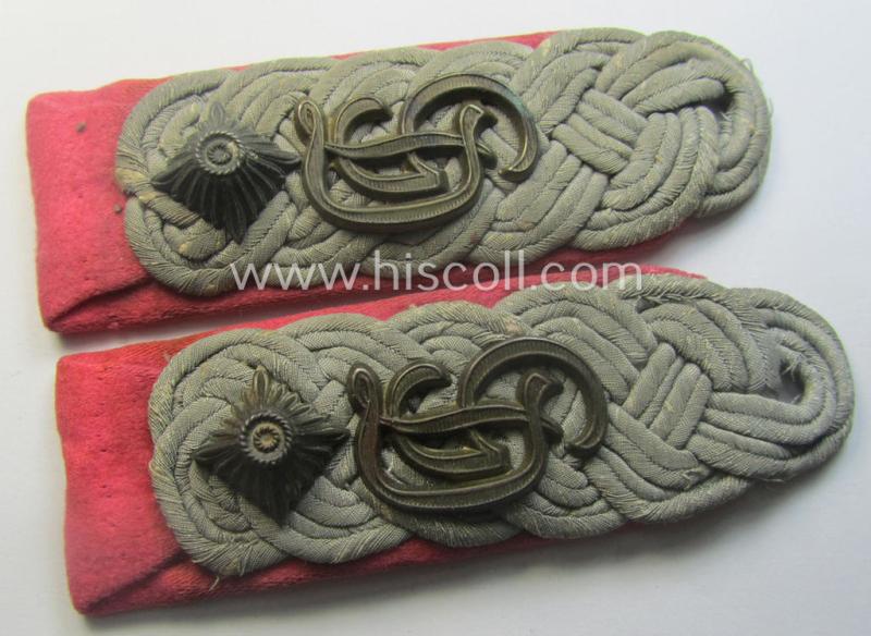 Truly used- and/or tunic-removed - and/or fully matching! - pair of WH (Heeres) officers'-type, neatly 'cyphered' shoulderboards as was intended for usage by an: 'Oberstleutnant der Pz-Truppen' who served within the 'GrossDeutschland'-Div.
