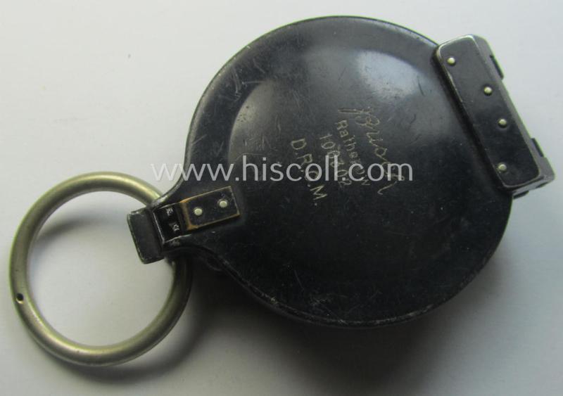 Pre-war-period, 'standard-issue'-pattern and/or (typical) black-coloured (and/or aluminium-based) WH compass (ie. 'Marschkompass') which is nicely maker- (ie. 'Busch - D.R.G.M.'-) marked and/or individually numbered: '106302'